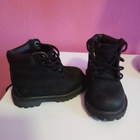 Toddler Timberland Boots - Picture 1 of 3